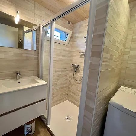Apartament Confortable A Avec Jardin, Ski, Randonnees Et Activites Nautiques - Fr-1-589-128