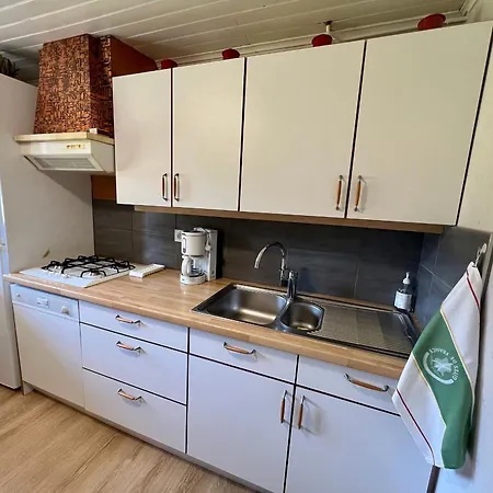 Confortable A Avec Jardin, Ski, Randonnees Et Activites Nautiques - Fr-1-589-128 Apartament Gérardmer